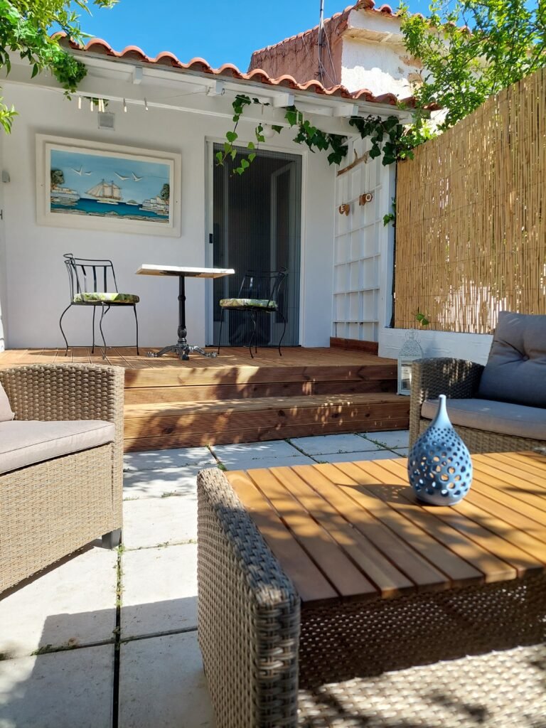 Enplo garden house5